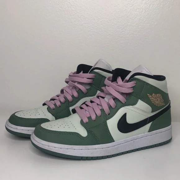 Nike | Shoes | 22 Air Jordan 1 Mid Se Dutch Green Sneakers
